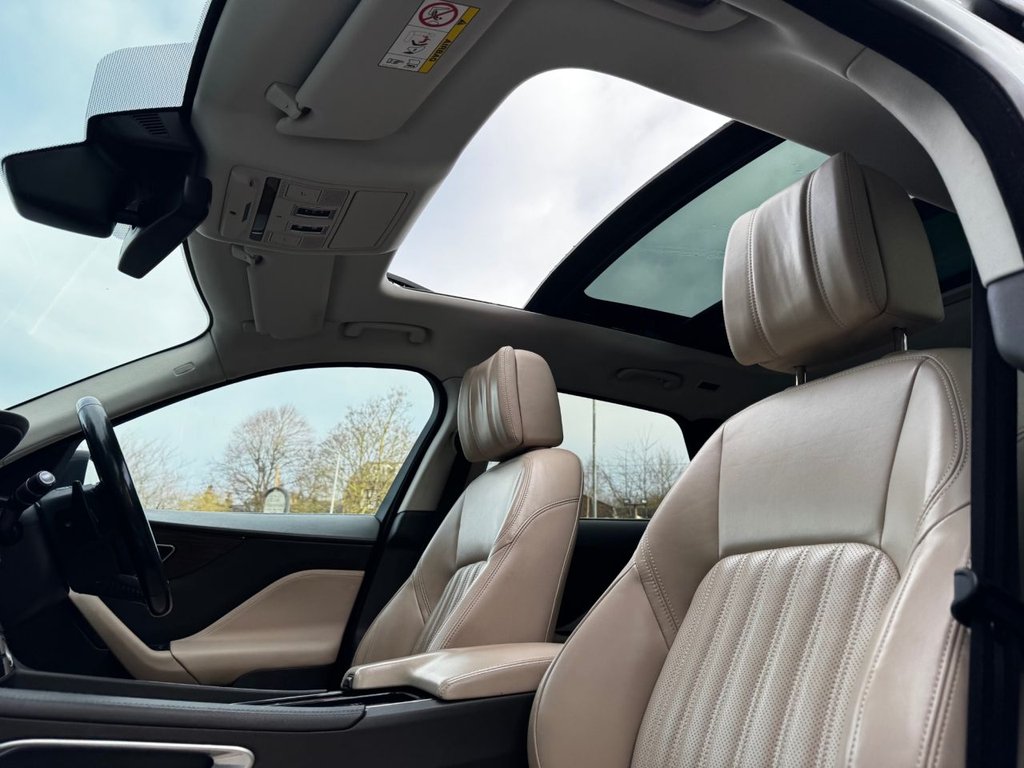 Used Jaguar F-Pace 2017 for sale - 76909850: Photo 23