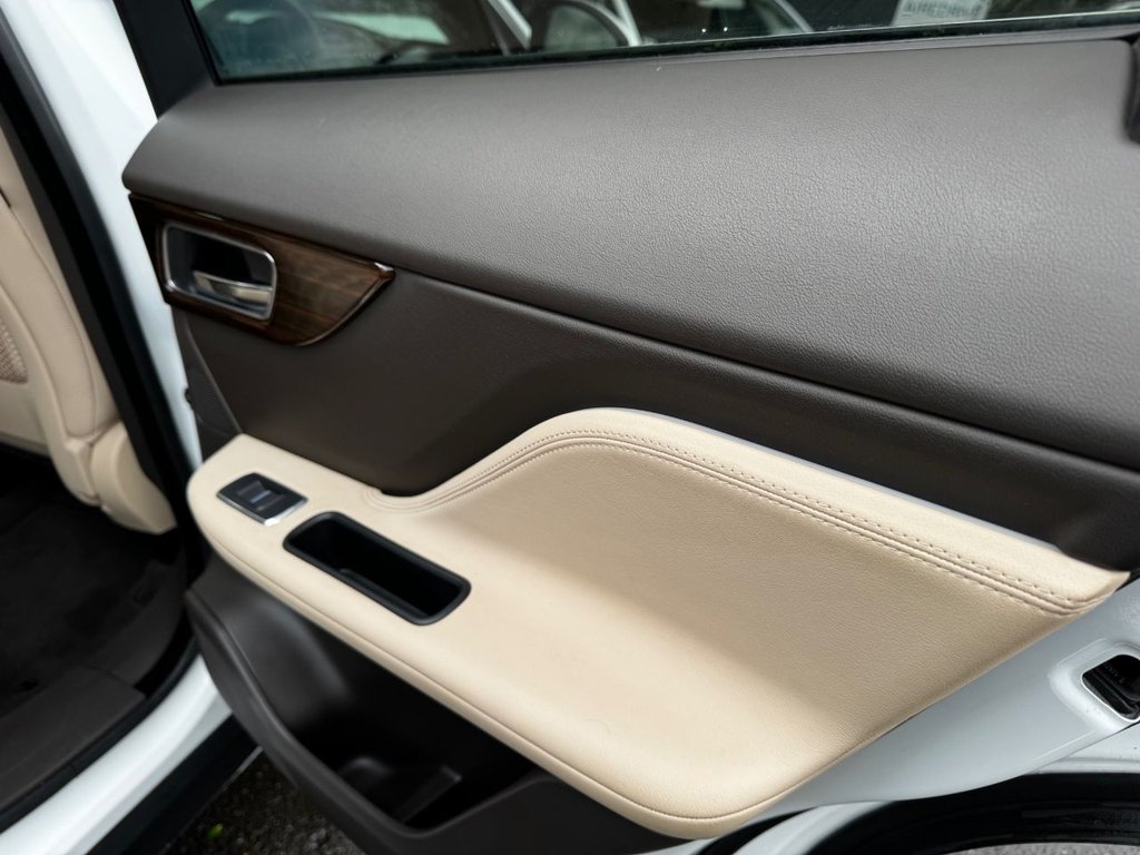 Used Jaguar F-Pace 2017 for sale - 76909850: Photo 36