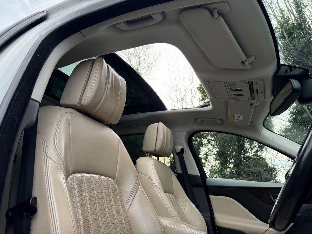 Used Jaguar F-Pace 2017 for sale - 76909850: Photo 42