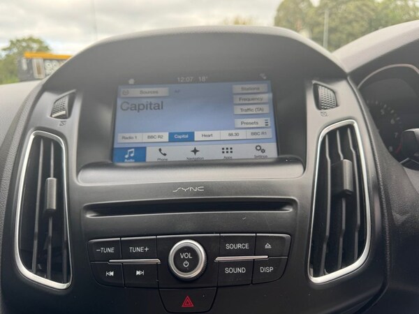 Used Ford Focus 2017 for sale - 76010181: Photo 36