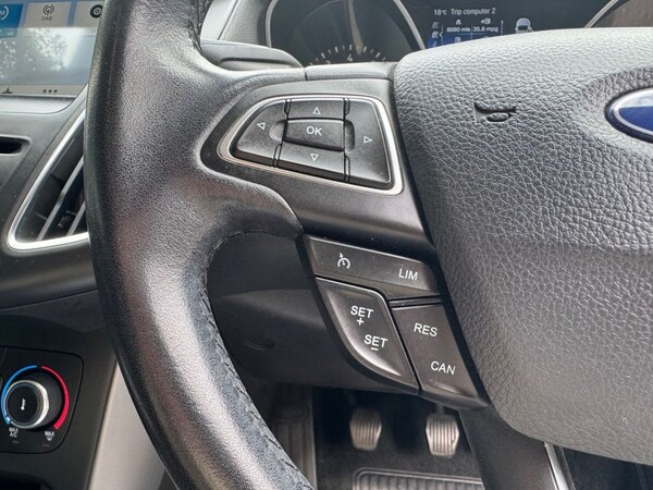 Used Ford Focus 2017 for sale - 76010181: Photo 42
