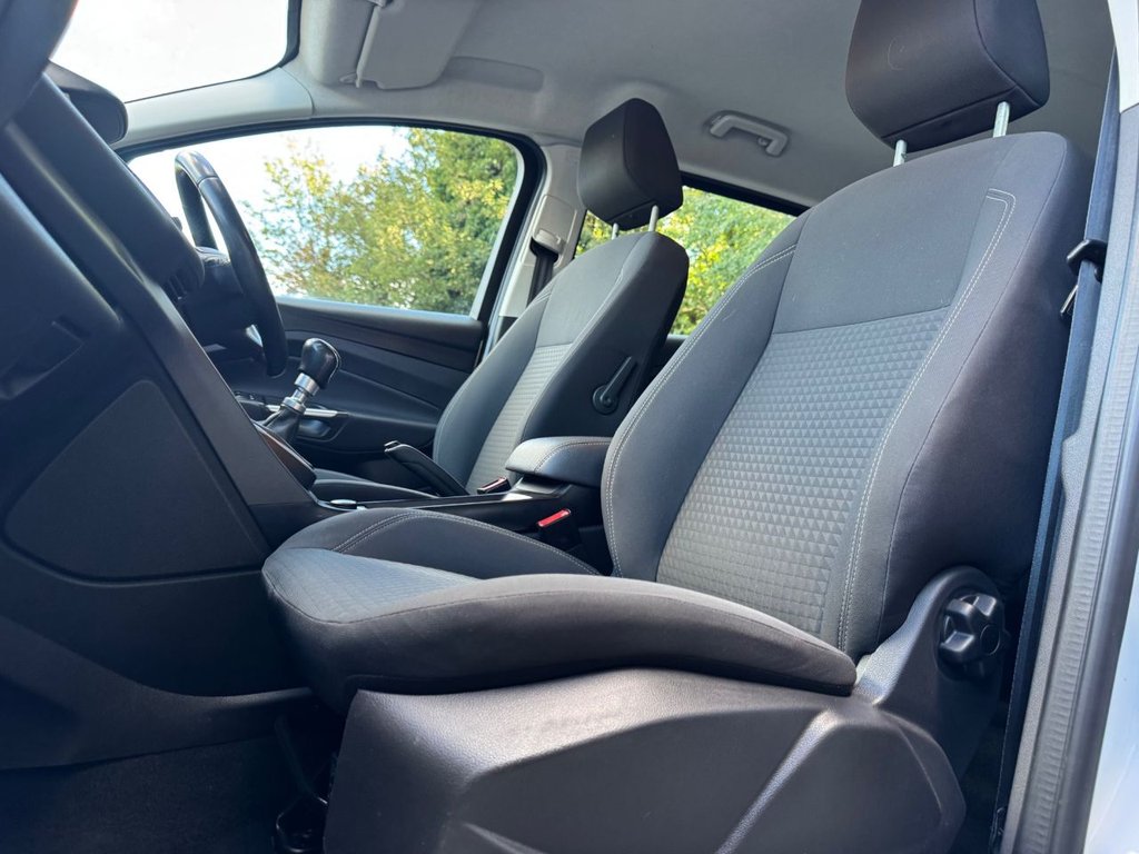 Used Ford Grand C-Max 2016 for sale - 76068762: Photo 17