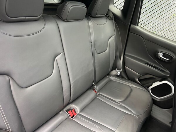 Used Jeep Renegade 2016 for sale - 76333833: Photo 28