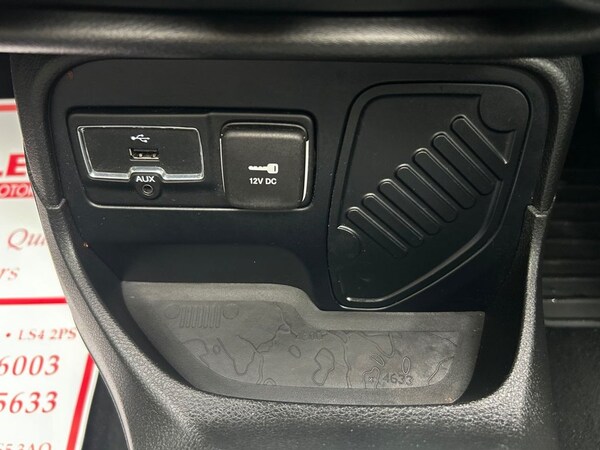 Used Jeep Renegade 2016 for sale - 76333833: Photo 50