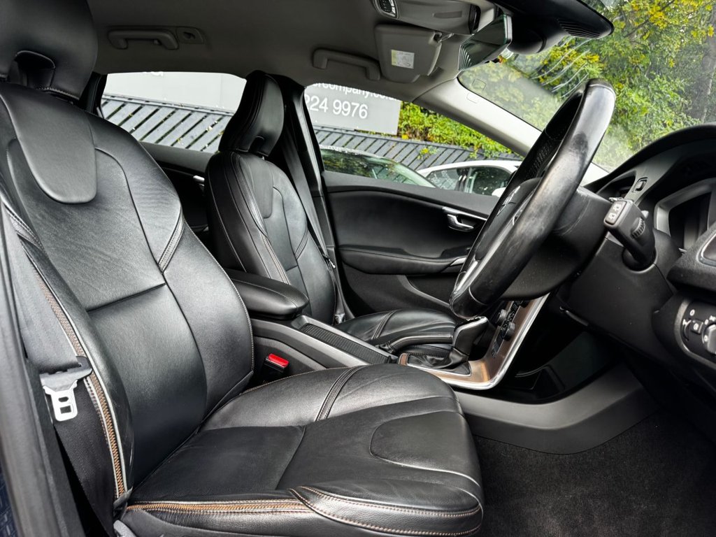 Used Volvo V40 2015 for sale - 76385809: Photo 34