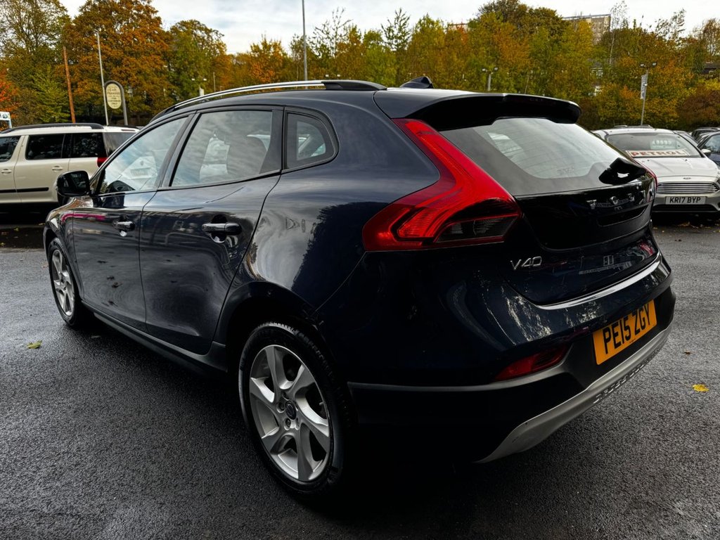 Used Volvo V40 2015 for sale - 76385809: Photo 9