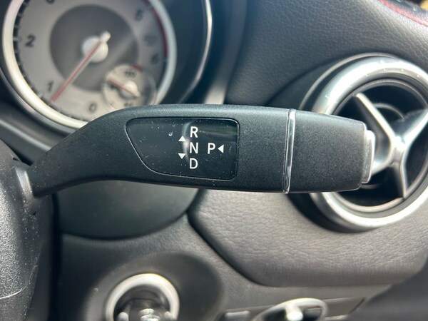 Used Mercedes-Benz CLA 2015 for sale - 76210082: Photo 45
