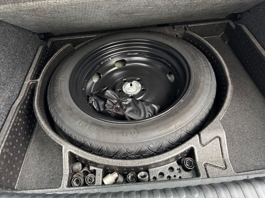 Used Volkswagen Tiguan 2015 for sale - 76558529: Photo 26