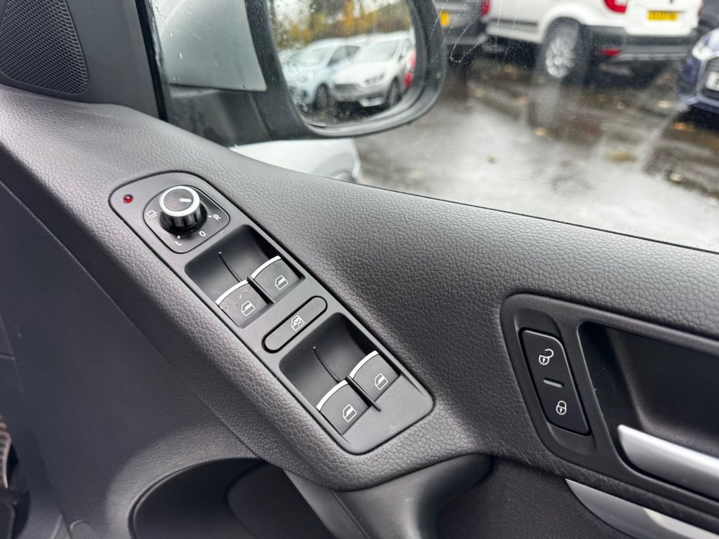 Used Volkswagen Tiguan 2015 for sale - 76558529: Photo 31