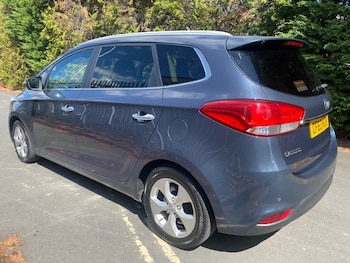 Used Kia Carens 2014 for sale - 79320945: Photo