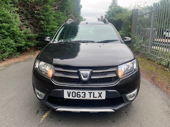 Used Dacia Sandero Stepway 2013 for sale - 78832300: Photo