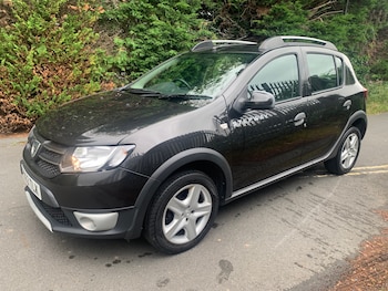 Used Dacia Sandero Stepway 2013 for sale - 78832300: Photo
