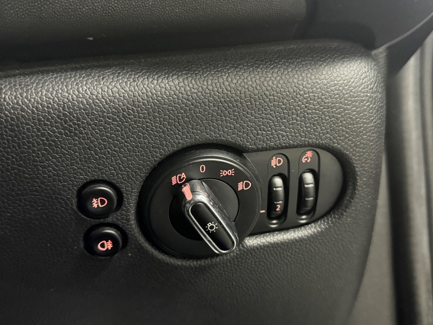 Used MINI Hatch 2015 for sale - 77799191: Photo 17