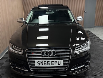Used Audi S8 2016 for sale - 78586568: Photo
