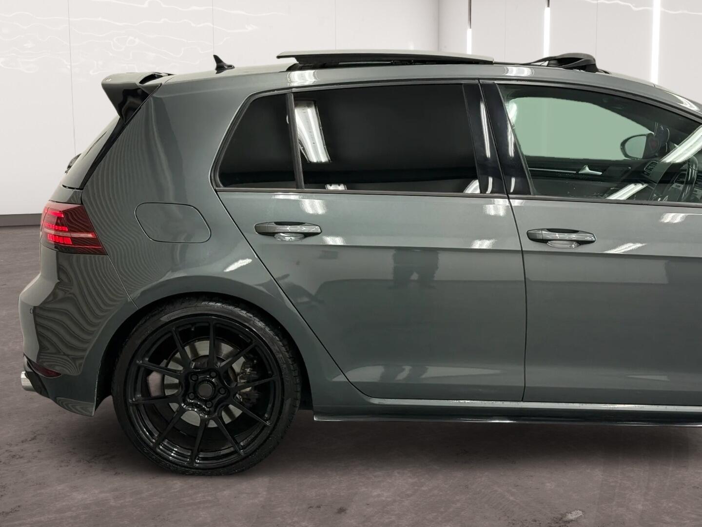 Used Volkswagen Golf 2017 for sale - 77412135: Photo 10