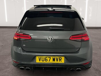 Used Volkswagen Golf 2017 for sale - 77412135: Photo