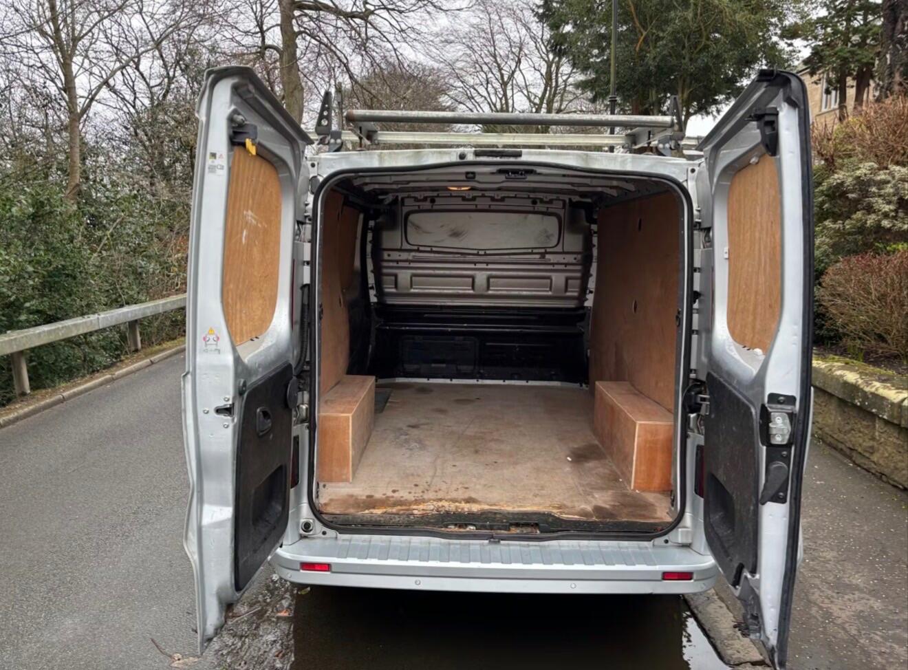 Used Vauxhall Vivaro 2016 for sale - 77883171: Photo 8