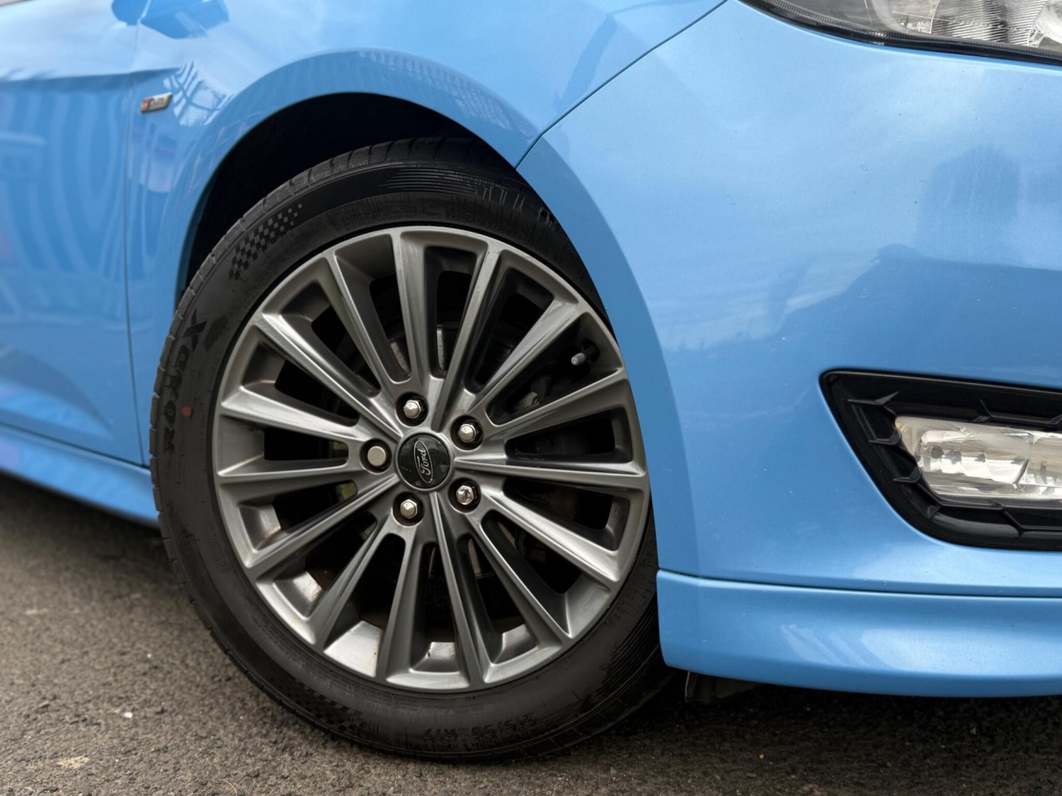 Used Ford Focus 2017 for sale - 77939852: Photo 3