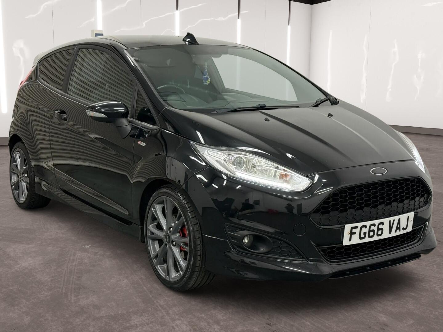 Used Ford Fiesta 2016 for sale - 77410820: Photo 2