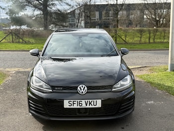 Used Volkswagen Golf 2016 for sale - 77940377: Photo