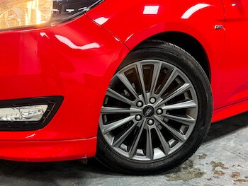 Used Ford Focus 2018 for sale - 77754036: Photo