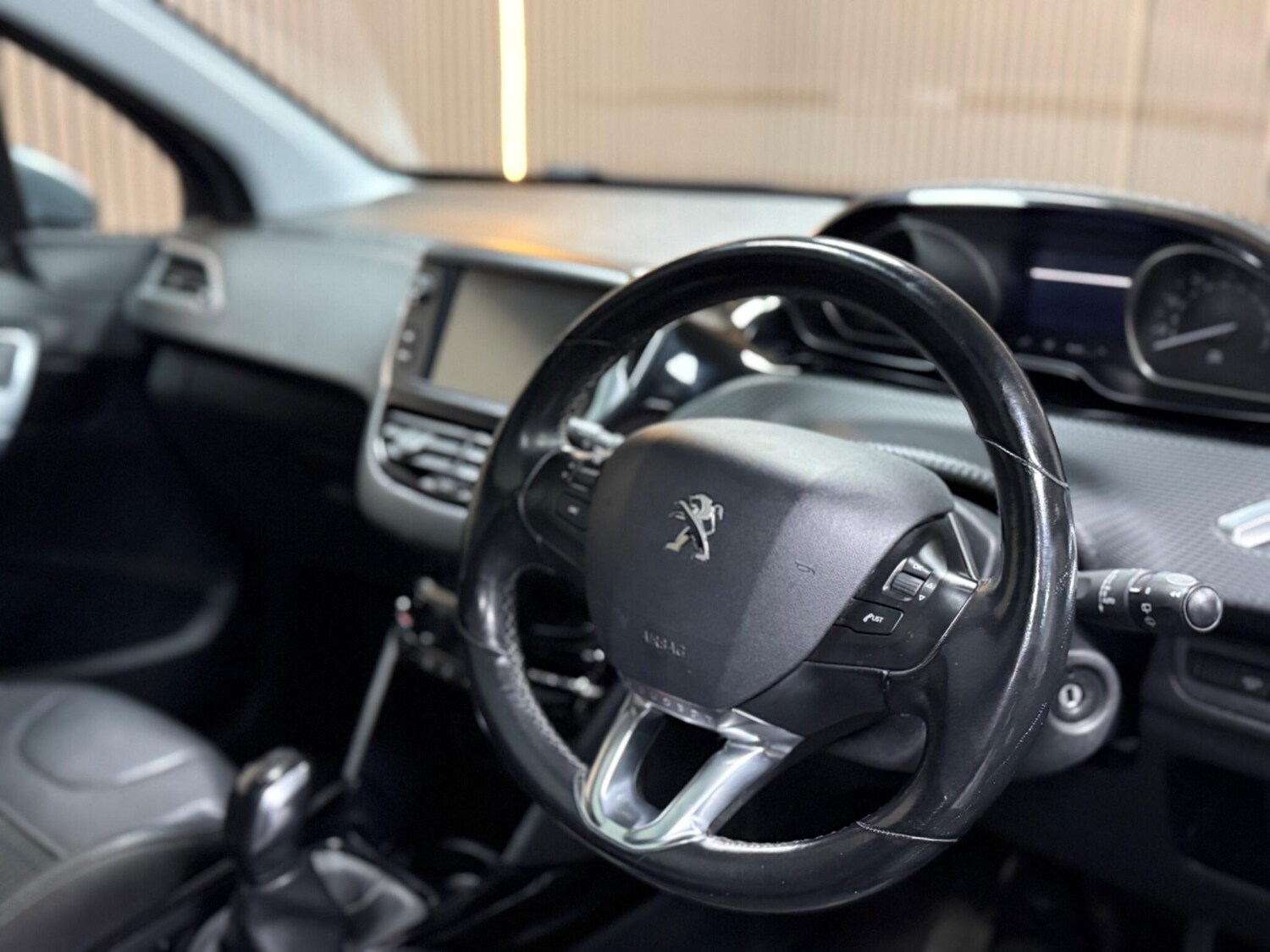 Used Peugeot 2008 for sale - 78099864: Photo 14