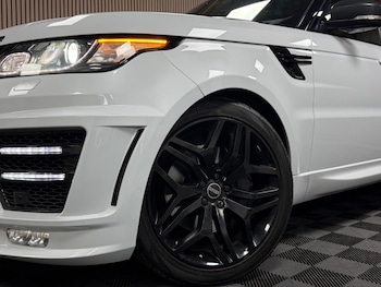 Used Land Rover Range Rover Sport 2017 for sale - 79012882: Photo