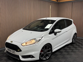 Used Ford Fiesta 2014 for sale - 79034550: Photo