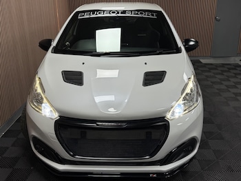 Used Peugeot 208 2016 for sale - 79131978: Photo