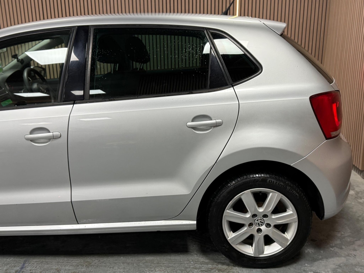 Used Volkswagen Polo for sale - 77892865: Photo 5