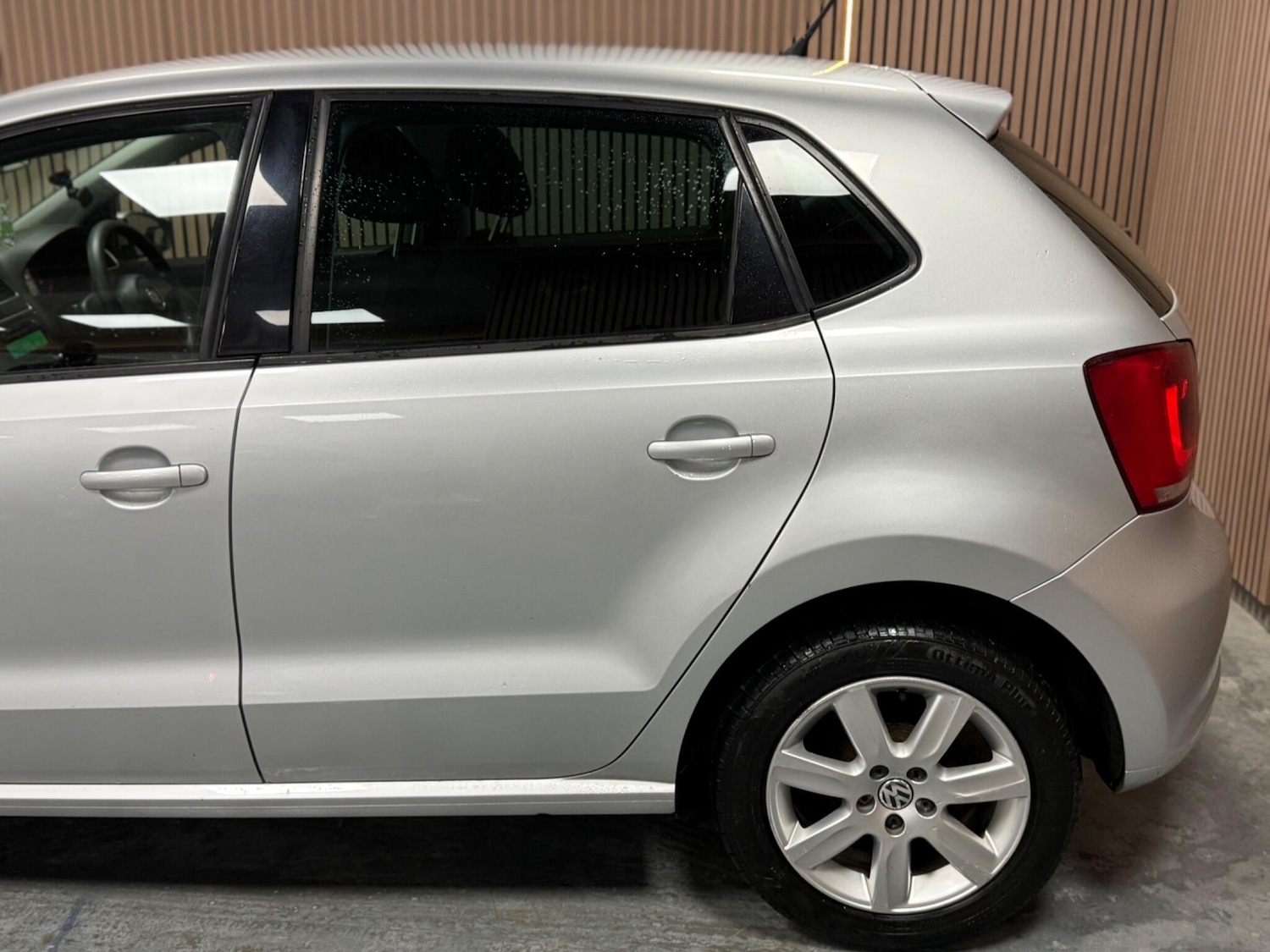 Used Volkswagen Polo for sale - 77892865: Photo 6