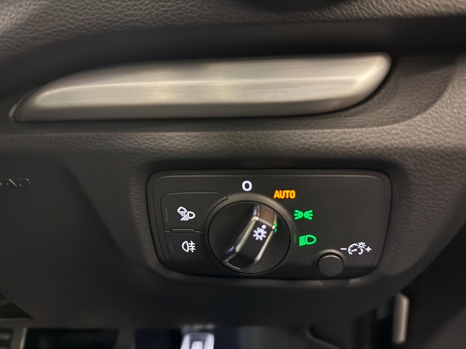 Used Audi A3 2017 for sale - 77410934: Photo 13