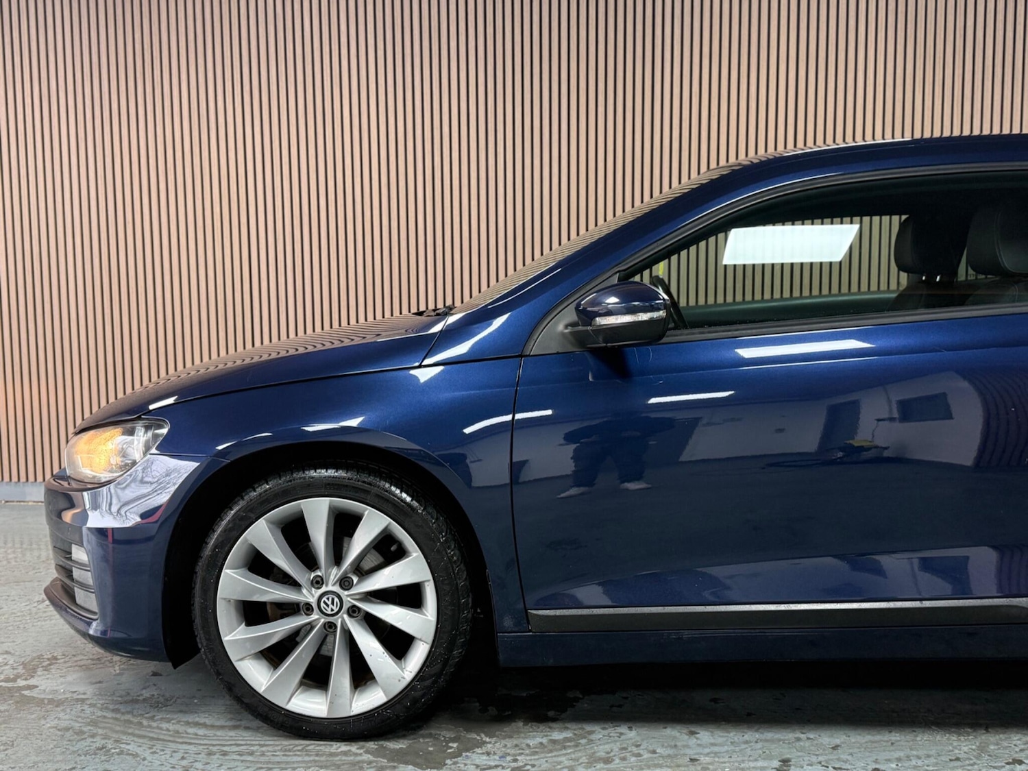 Used Volkswagen Scirocco for sale - 77633772: Photo 5