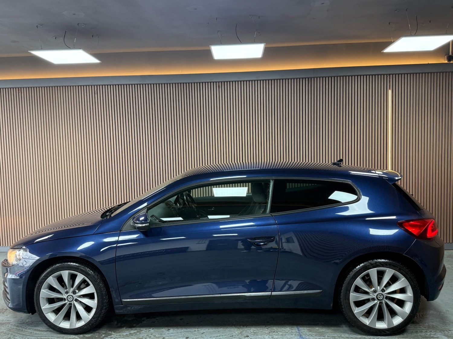 Used Volkswagen Scirocco for sale - 77633772: Photo 7