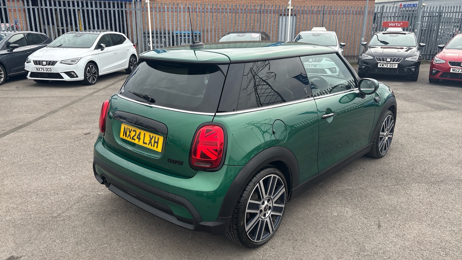 Used MINI Hatch 2024 for sale - 78040158: Photo 30