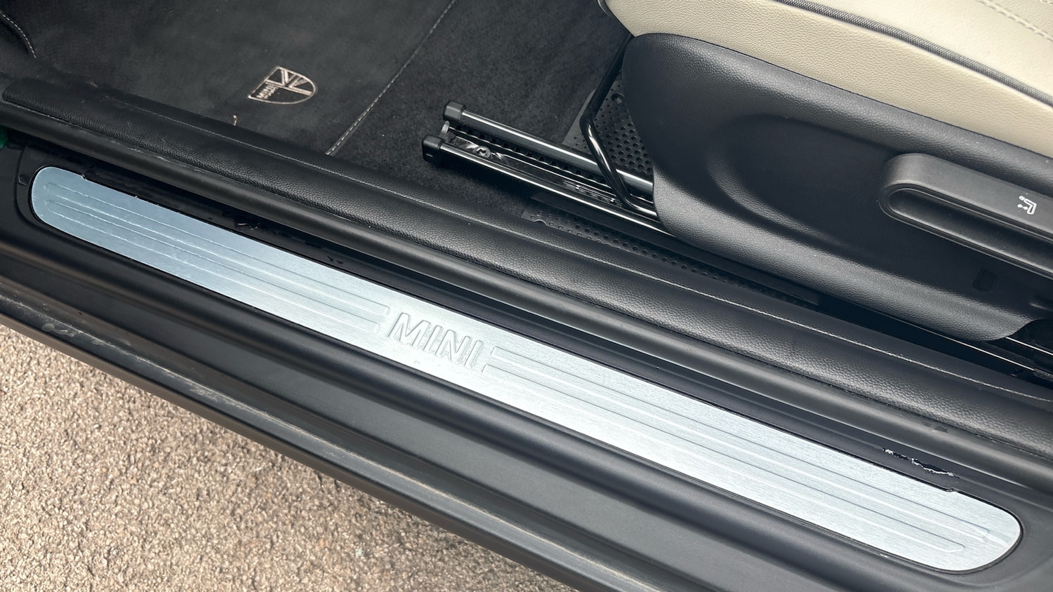 Used MINI Hatch 2024 for sale - 78040158: Photo 44