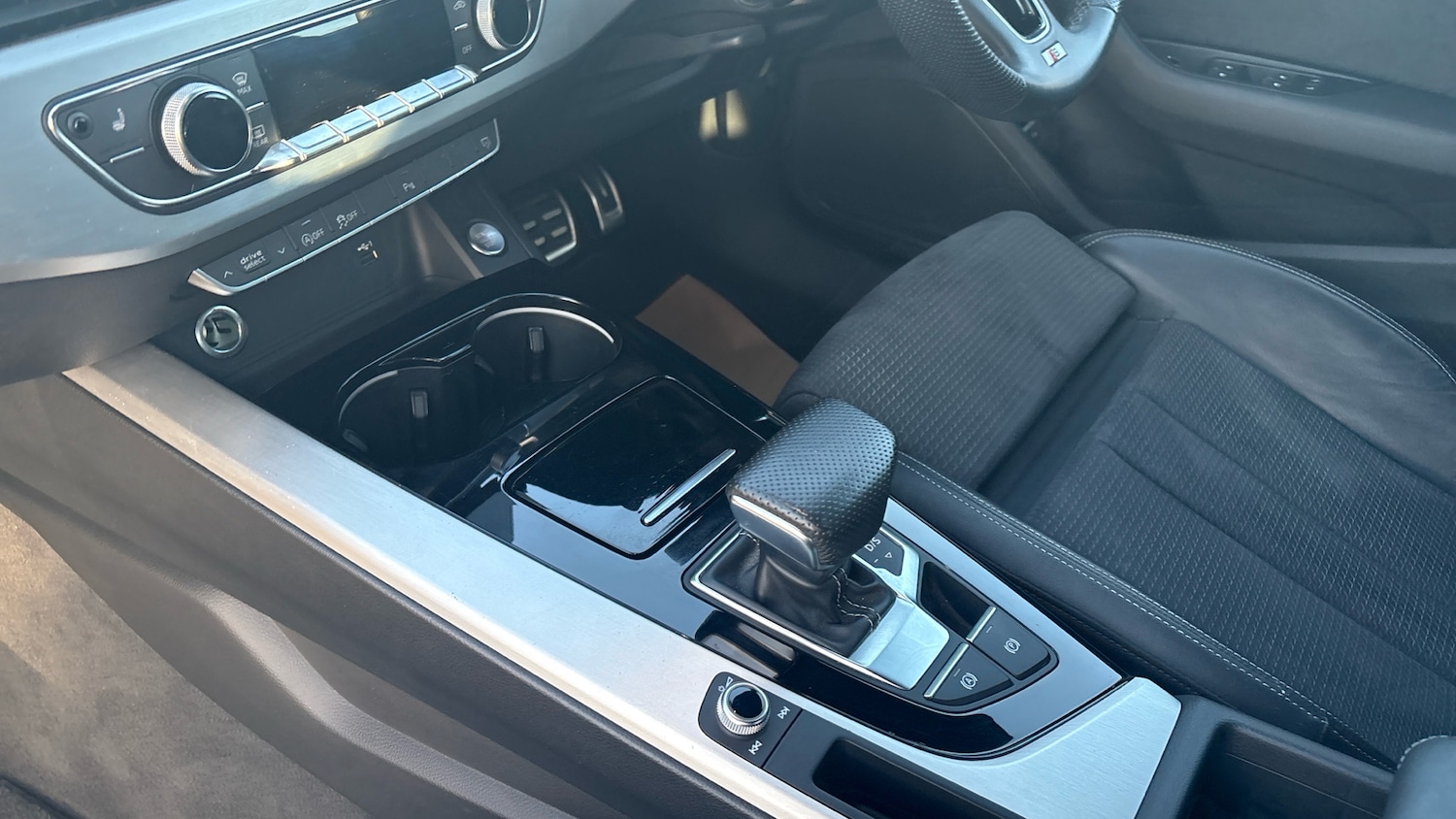 Used Audi A4 2022 for sale - 77775008: Photo 13