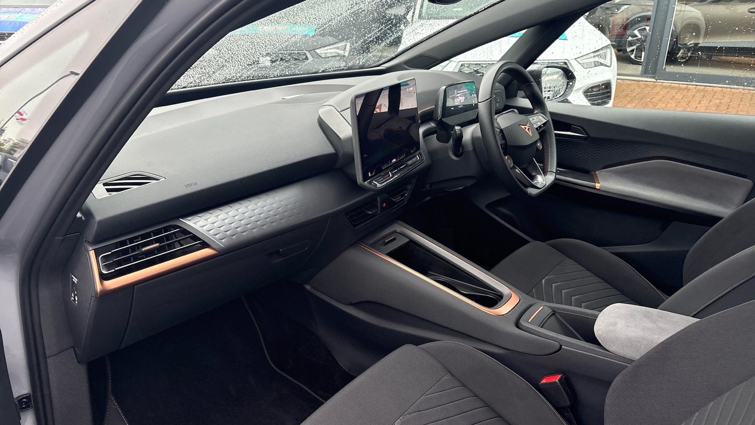 Used Cupra Born 2025 for sale - 76332711: Photo 2