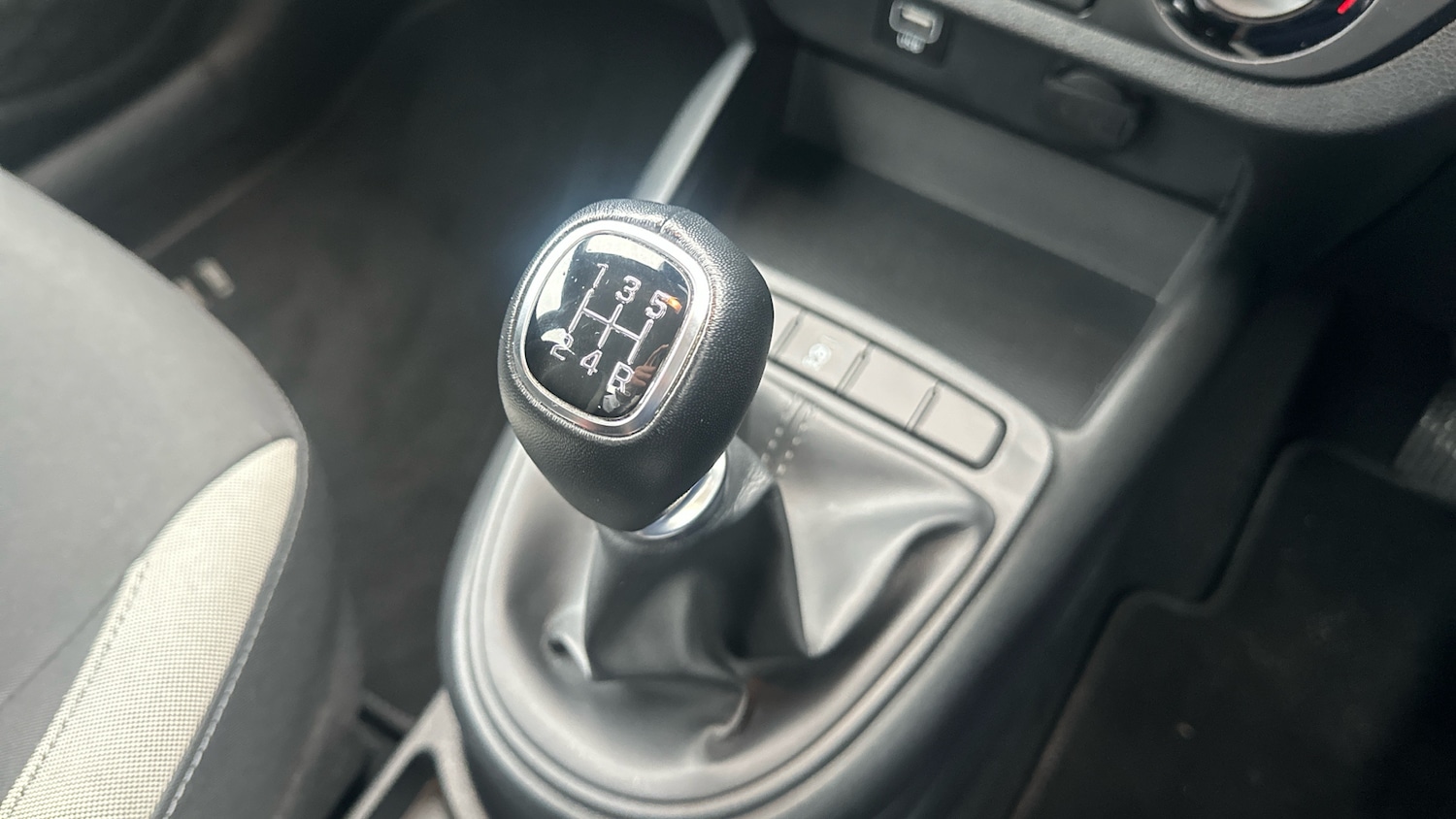 Used Hyundai i10 2021 for sale - 76554152: Photo 13