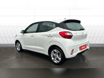 Used Hyundai i10 2021 for sale - 76554152: Photo