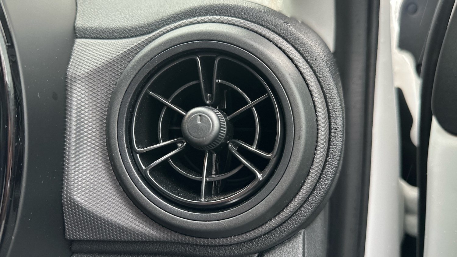 Used Hyundai i10 2021 for sale - 76554152: Photo 46