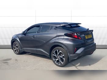 Used Toyota C-HR 2021 for sale - 79810331: Photo