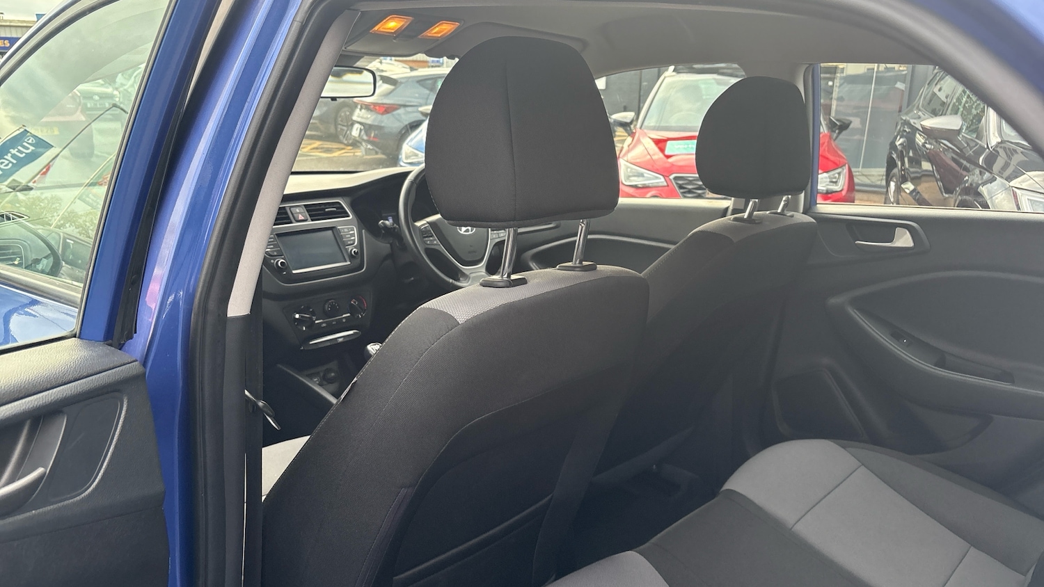 Used Hyundai i20 2019 for sale - 76470909: Photo 45