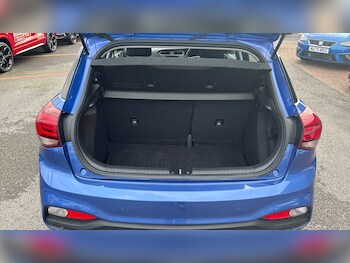 Used Hyundai i20 2019 for sale - 76470909: Photo