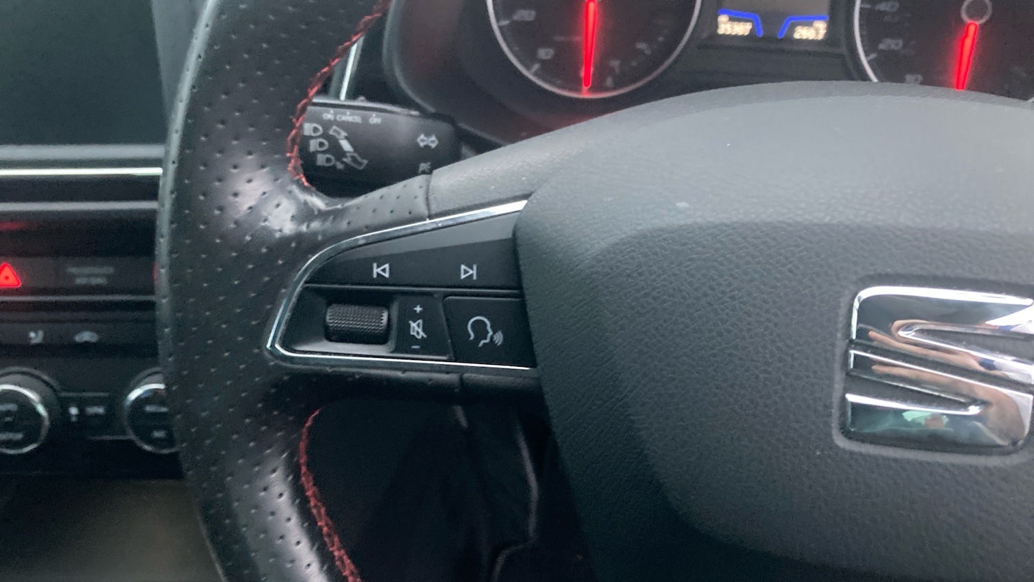 Used SEAT Leon 2019 for sale - 76723034: Photo 17