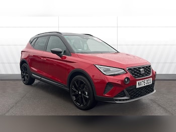 2025 (75) - 1.0 TSI 115 FR Black Edition 5dr Petrol Hatchback