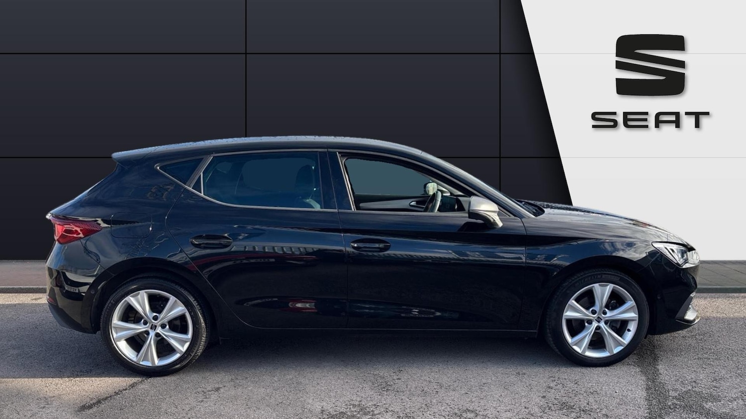 Used SEAT Leon 2023 for sale - 76461242: Photo 4