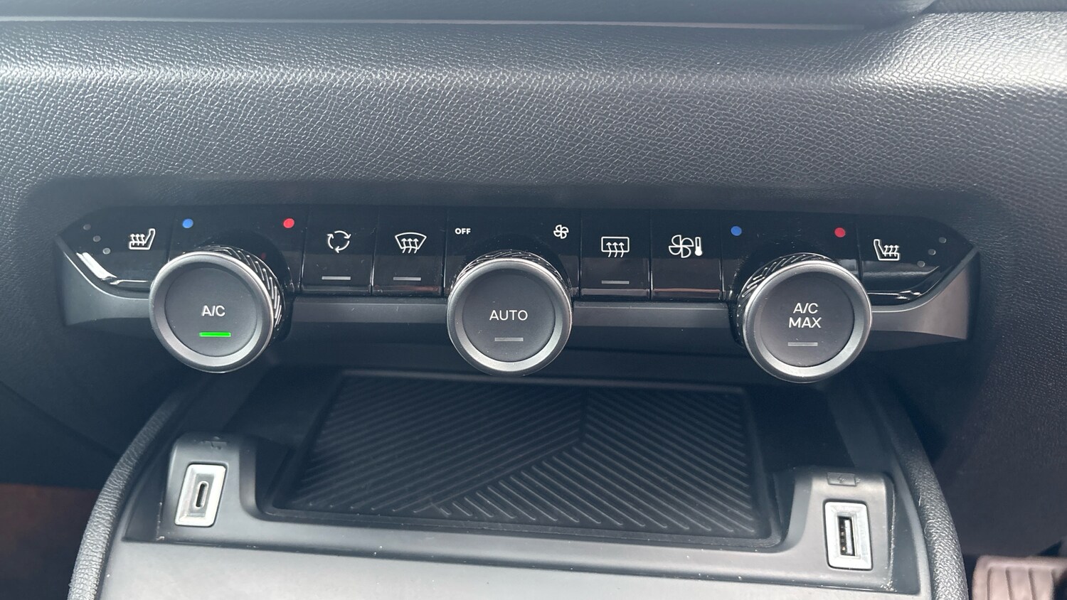 Used Citroen C4 2024 for sale - 77846324: Photo 35