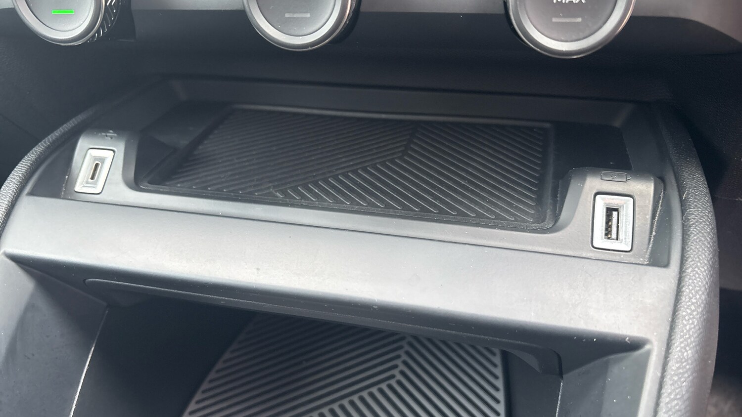 Used Citroen C4 2024 for sale - 77846324: Photo 38