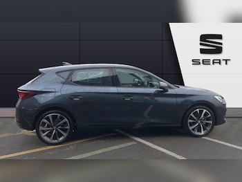 Used SEAT Leon 2026 for sale - 78389497: Photo